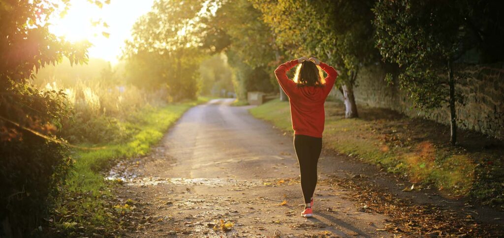 caminatas al aire libre mejoran la salud mental